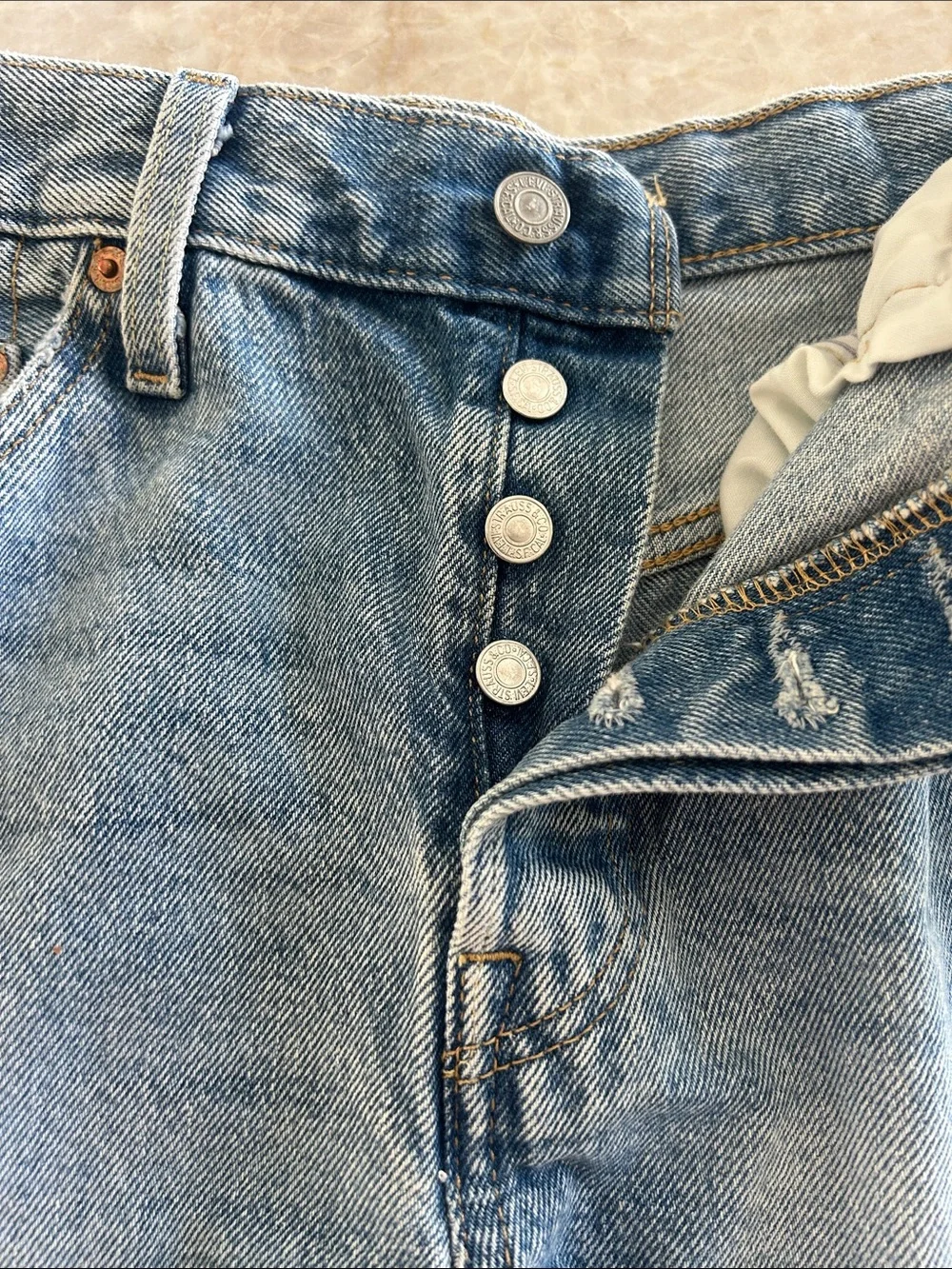 Levi's Washed Blue Denim Frayed Hem Women's Shorts